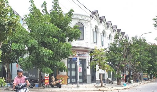 Xây trái phép 34 căn hộ, cho tồn tại vì… ‘phù hợp với mỹ quan’