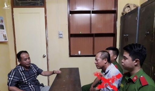 Phó Giám đốc Công an Hà Nội trực tiếp đấu tranh với đối tượng vác dao chém cả gia đình