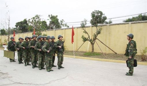 Cận cảnh trang bị súng, giáp của trinh sát đặc nhiệm Thủ đô