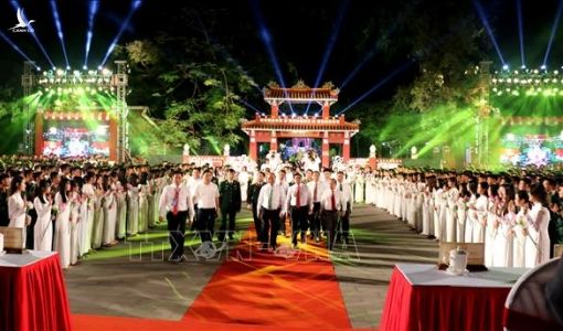 Lãnh đạo Đảng, Nhà nước dự cầu truyền hình ‘Bài ca kết đoàn’ thấm đượm lời dạy của Bác
