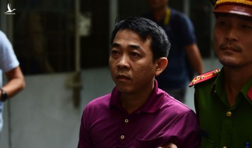 Nguyên tổng giám đốc VN Pharma hầu tòa: ‘Nóng’ chuyện chi ‘hoa hồng’