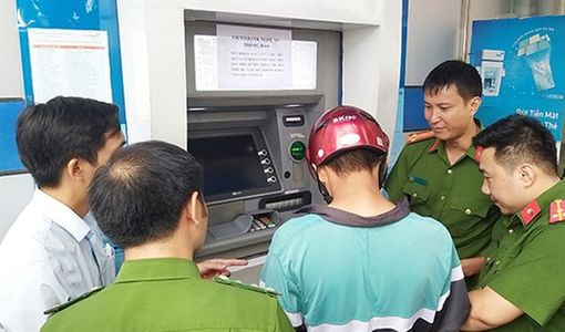 Từ tội phạm đến 21 sổ đỏ của người Trung Quốc: Chính quyền đang ở đâu?