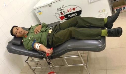 3 công an hiến nhóm máu hiếm cứu sống thanh niên bị đâm trọng thương