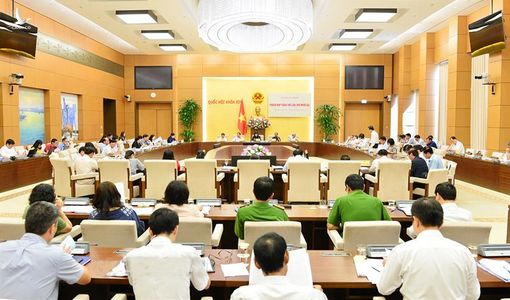 Tướng Lê Quý Vương: Việc đưa Hối lộ và nhận hối lộ rất khó điều tra