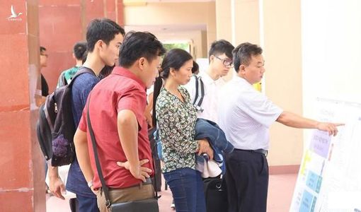 Yêu cầu kỷ luật 15 đảng viên có con được nâng điểm trong kỳ thi THPT quốc gia 2018