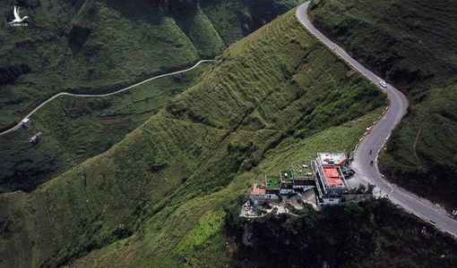 Từ vụ Mã Pì Lèng bị xâm hại: đừng thêm vết “ sẹo” lên di sản