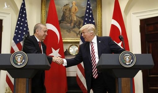 Tổng thống Donald Trump tuyên bố gỡ bỏ trừng phạt với Thổ Nhĩ Kỳ