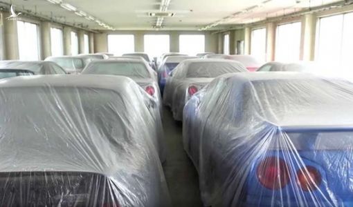 Choáng với loạt xe Nissan Skyline rao bán rẻ như xe máy
