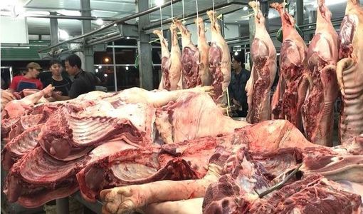 Giá thịt heo tăng kỷ lục chưa từng có, nguồn cung khan hiếm