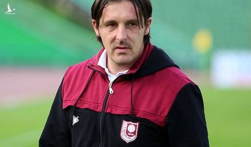 HLV U19 Sarajevo: “Bóng đá Việt Nam có thể dự World Cup”