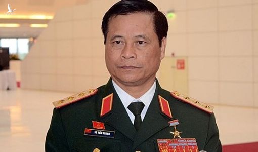 Tướng quân đội nêu giải pháp xử lý tình hình biển Đông căng thẳng