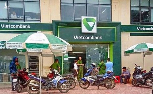 Trung úy công an cướp ngân hàng Vietcombank bị khởi tố tội cướp tài sản
