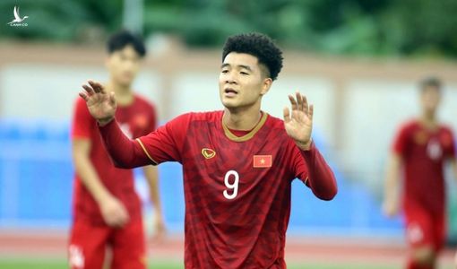 Tranh cãi việc Hà Đức Chinh ghi 3 hay 4 bàn vào lưới U22 Brunei