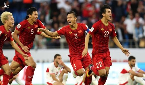 Thiên thời, địa lợi, nhân hòa sẽ giúp Việt Nam “đánh” UAE, Thái Lan phải cay đắng rời sân?