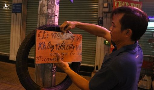 Sài Gòn dễ thương: Có tiền cũng vá, không tiền cũng vá xe