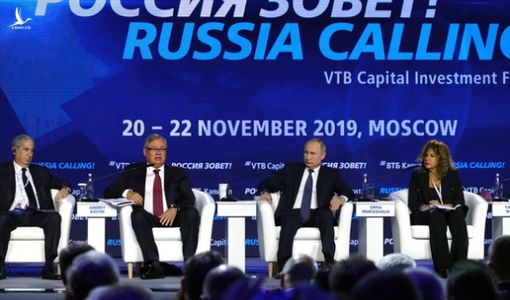 Tổng thống Putin dự báo EU tan rã trong mươi năm nữa