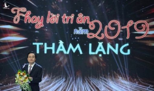 Bộ trưởng GD&ĐT xúc động gửi lời tri ân tới thầy cô giáo vì những cống hiến thầm lặng