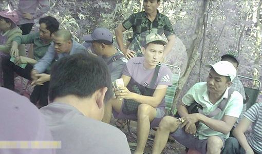 Đại sới bạc giữa rừng: Con phó công an huyện điều hành sới bạc