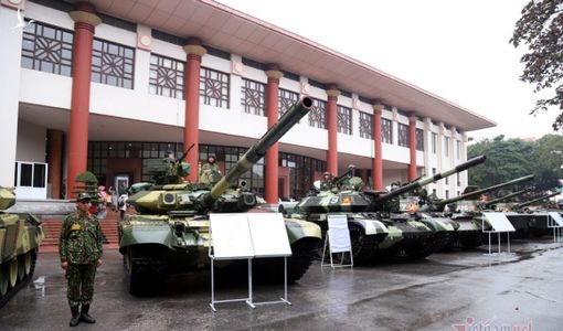 Bộ đôi xe tăng, xe bọc thép mạnh nhất Việt Nam tụ hội trong ngày đặc biệt