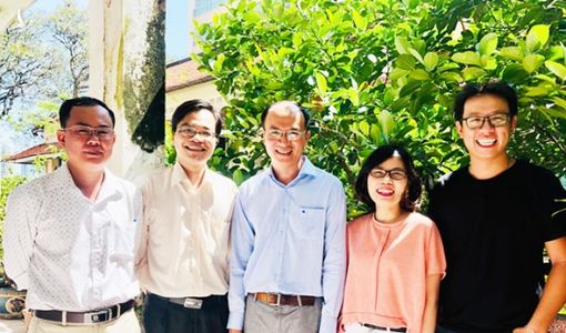 Phó giáo sư trẻ nhất 2019 và mức lương 5,5 triệu đồng