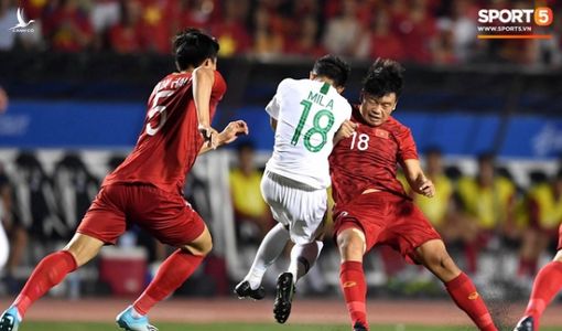 Cận cảnh tình huống Bùi Tiến Dũng mắc sai lầm khiến U22 Indonesia có bàn thắng