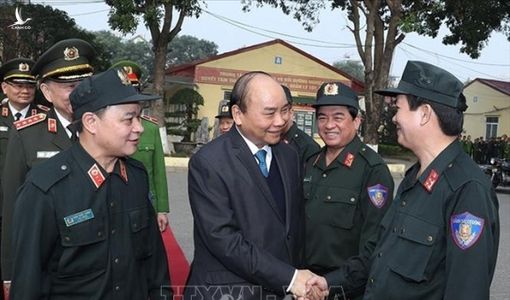 Thủ tướng kiểm tra công tác sẵn sàng chiến đấu tại Bộ Tư lệnh Cảnh sát cơ động