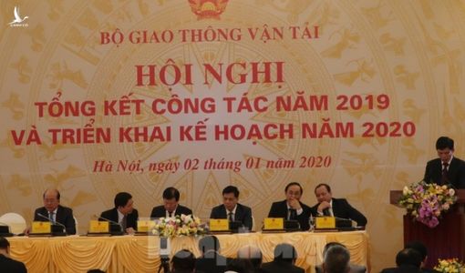 Bộ Giao thông tiếp tục kiến nghị tăng phí BOT, dùng vốn ACV sửa sân bay