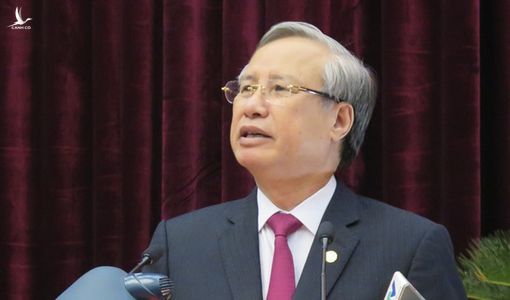 2 ủy viên Bộ Chính trị, 21 ủy viên và nguyên ủy viên TƯ, 23 tướng bị kỷ luật