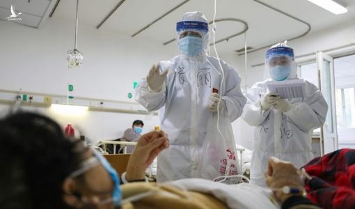 1.716 y bác sĩ nhiễm bệnh và cuộc khủng hoảng mới của Trung Quốc