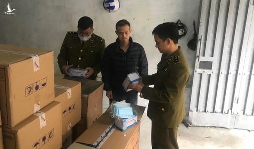 Phát hiện người Trung Quốc gom số lượng lớn khẩu trang tập kết tại biệt thự