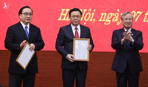 Ba thành phố đầu não thay bí thư khi nhiệm kỳ còn dang dở