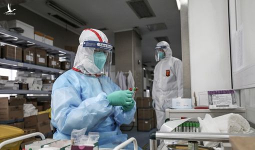 Trung Quốc chế tạo bộ xét nghiệm phát hiện virus Corona mới trong 15 phút