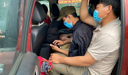 Trốn tránh cách ly phòng dịch Covid-19, 6 người vượt biên về Việt Nam