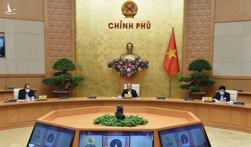 Thủ tướng: Xử lý nghiêm người không thực hiện cách ly toàn xã hội