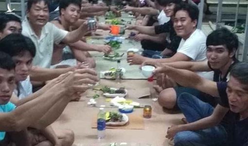 Xử phạt ‘chủ mưu’ bày trò ăn nhậu trong khu cách ly ở Quảng Bình