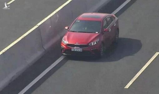 Truy tìm tài xế lái ô tô màu đỏ ngược chiều trên cao tốc Hà Nội – Hải Phòng