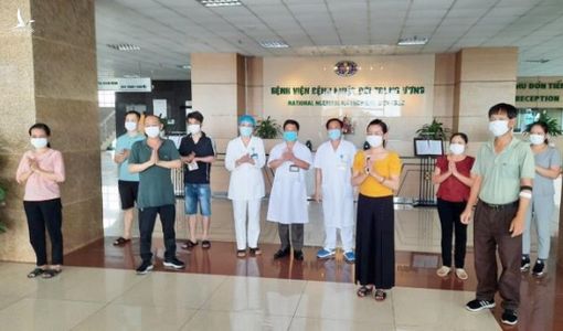 Thêm 8 bệnh nhân COVID-19 khỏi bệnh, Việt Nam chữa khỏi 260 ca