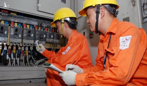 Bộ Công Thương xin lùi thời gian báo cáo phương án sửa đổi biểu giá bán lẻ điện sinh hoạt