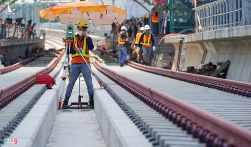 Metro số 1 gấp rút hoàn thiện đón đoàn tàu đầu tiên chạy thử nghiệm