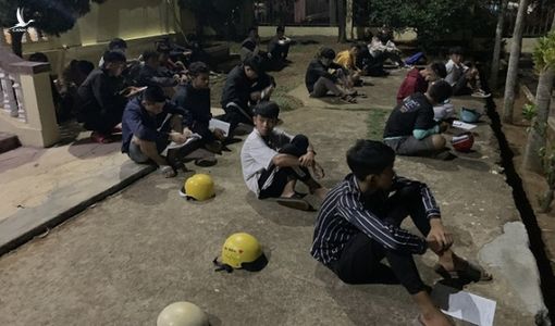 Học sinh giải thích đua xe để… “khuếch trương thanh thế”