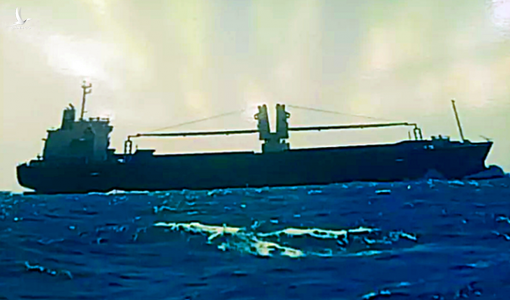 Tàu Philippines đâm chìm tàu cá Việt Nam trên biển