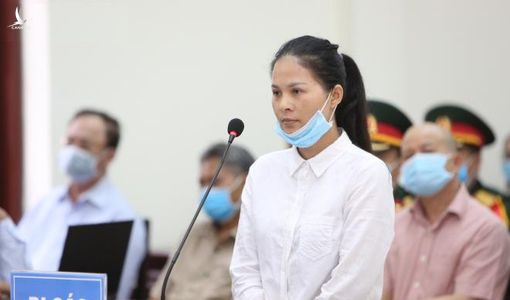 Cháu ruột Út ‘trọc’ làm giám đốc khi mới học năm nhất cao đẳng