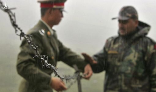 Báo Ấn: Nhân lính Ấn Độ nhiễm Covid-19, lính TQ “chiếm” vị trí chiến lược, cắt đường tuần tra
