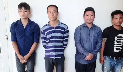 Bắt băng cho vay nặng lãi, chiếm nhà con nợ
