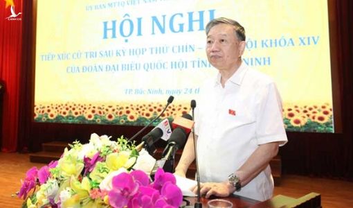 Bộ trưởng Tô Lâm tiếp xúc cử tri TP Bắc Ninh