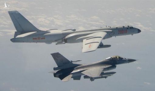 Dàn chiến đấu cơ Su-30 của Trung Quốc bị thách thức bởi đối thủ không ngờ