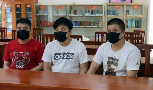 Cách ly 3 người Trung Quốc nhập cảnh trái phép vào Việt Nam đánh bạc