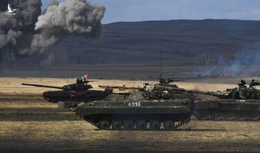 Nga dàn quân sát biên giới, Ukraine ngay lập tức hành động: NATO sẽ nhập cuộc?