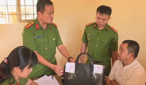 Khởi tố 1 thanh tra Sở Nội vụ Đắk Lắk tội nhận hối lộ