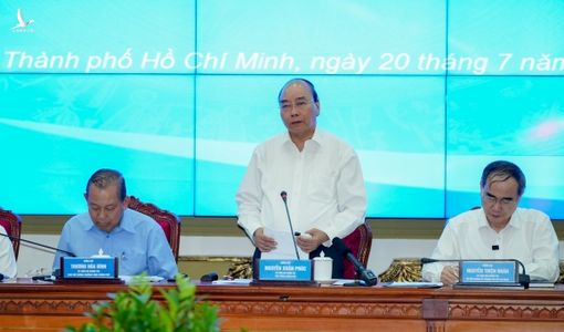 Thủ tướng Nguyễn Xuân Phúc: ‘TP HCM đừng vì một số sai phạm mà chùn bước’